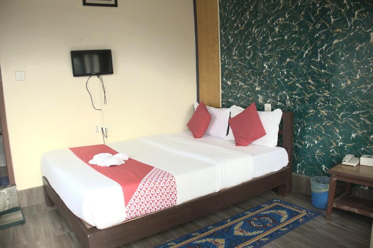 Hotel Old Durbar Покхара Экстерьер фото